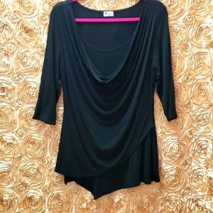 2/$40 🖤Thyme Black Blouse 👚 Very Soft